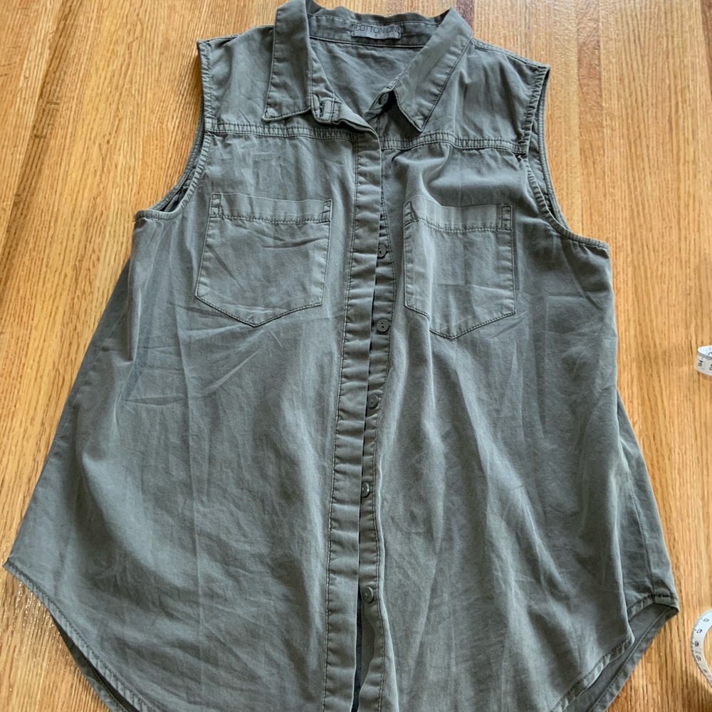 Cotton on army green button up tank top